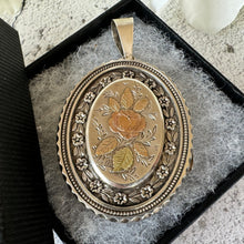 画像をギャラリービューアに読み込む, Victorian Silver and Gold Aesthetic Rose & Pansy Locket Pendant