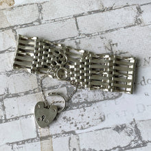Carica l'immagine nel visualizzatore di Gallery, Vintage Sterling Silver Wide Gate Bracelet With Heart Padlock Clasp