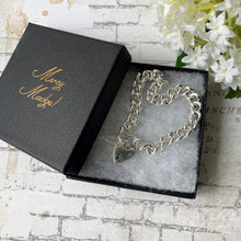 Carica l'immagine nel visualizzatore di Gallery, Vintage 1964 Sterling Silver Heart Padlock Curb Bracelet