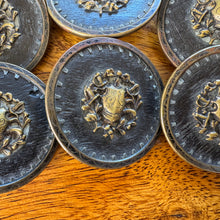 Charger l'image dans la galerie, Extremely Rare Set of 6 'Jumbo' (40mm) Georgian Livery Buttons – Authenticated by the V&A Museum, 1943