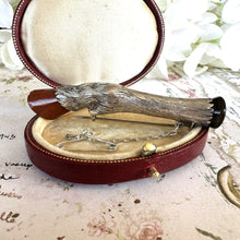 Carica l'immagine nel visualizzatore di Gallery, Rare Victorian Scottish Silver Kilt Pin - Stag Fetlock With Intaglio Seal
