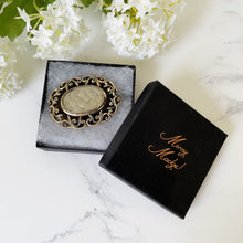 Cargar imagen en el visor de la galería, Antique Victorian Very Large 9ct Gold, Black Enamel Mourning Brooch With Front Locket Compartment & Hair Weave