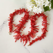 Load image into Gallery viewer, Vintage 14ct Gold Mediterranean Red Coral Necklace