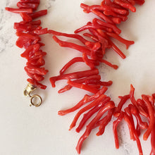 Load image into Gallery viewer, Vintage 14ct Gold Mediterranean Red Coral Necklace