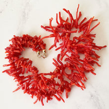Load image into Gallery viewer, Vintage 14ct Gold Mediterranean Red Coral Necklace
