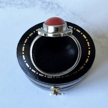 Carica l'immagine nel visualizzatore di Gallery, Art Deco Sterling Silver Coral Ring