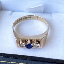 Carica l'immagine nel visualizzatore di Gallery, Vintage 9ct Gold Diamond & Sapphire Modernist Trilogy Ring