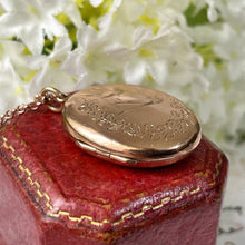 Lade das Bild in den Galerie-Viewer, Victorian Aesthetic Engraved 9ct Rose Gold Locket