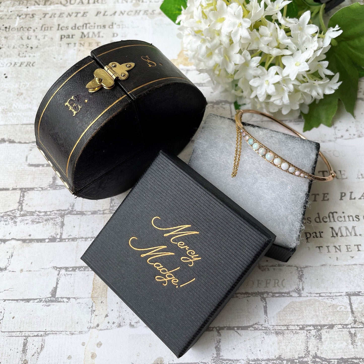 Edwardian Opal & Diamond 9ct Gold Bangle In Monogrammed Fitted Case: Chester 1905