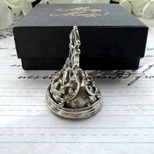 Carica l'immagine nel visualizzatore di Gallery, Rare Antique Georgian Large Sterling Silver Slag Glass Seal Fob Pendant.