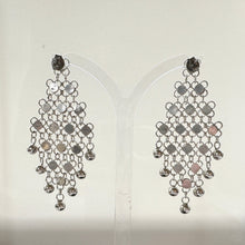 Cargar imagen en el visor de la galería, Vintage Silver Cannetille Rosette Chandelier Earrings. Fine Pure Silver Long Drop Marquise Earrings. Floral Chainmaille Earrings
