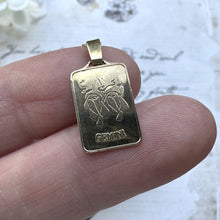 画像をギャラリービューアに読み込む, Vintage 9ct Gold Gemini Female Twins Pendant Necklace. Petite 1970s Retro Pop Art Pendant & Chain. Minimalist Layering Necklace