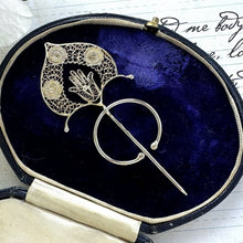 Cargar imagen en el visor de la galería, Antique French Silver, Gold & Turquoise Fibula Pin. Victorian/Edwardian Fine Cannetille Filigree Hamsa Brooch. Hand Of Fatima Amulet Fibula