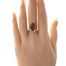 Charger l'image dans la galerie, Vintage Baltic Amber Sterling Silver Modernist Statement Ring. Cognac Amber Abstract Silver Ring. Polish Amber Ring, Size UK L/US 5-3/4