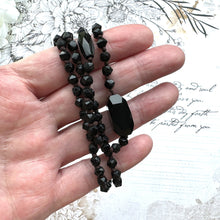 Carica l'immagine nel visualizzatore di Gallery, Antique Victorian Black Vauxhall Glass Faceted Bead Necklace. 32" French Jet Opera Necklace. Victorian Mourning Jewellery
