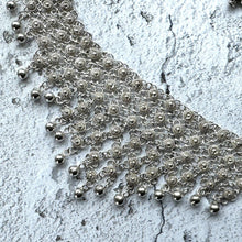 Carica l'immagine nel visualizzatore di Gallery, Vintage Sterling Silver Cannetille Choker Necklace. Fine Silver Filigree Festoon Collar Necklace. Floral Silver Chainmaille Wedding Necklace