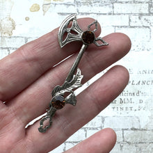 Cargar imagen en el visor de la galería, Vintage Scottish Silver Battle Axe & Thistle Brooch. Medieval Celtic Axe Kilt Pin. Sterling Silver Paste Cairngorm Figural Lapel Pin