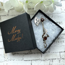 Cargar imagen en el visor de la galería, Vintage Scottish Silver Battle Axe & Thistle Brooch. Medieval Celtic Axe Kilt Pin. Sterling Silver Paste Cairngorm Figural Lapel Pin