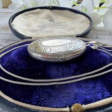 Charger l'image dans la galerie, Vintage English Silver Large Oval Engraved Locket Pendant Necklace. Art Nouveau Style Floral Sterling Silver Photo/Keepsake Locket On Chain