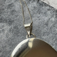 Charger l'image dans la galerie, Vintage English Silver Large Oval Engraved Locket Pendant Necklace. Art Nouveau Style Floral Sterling Silver Photo/Keepsake Locket On Chain
