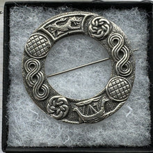 Cargar imagen en el visor de la galería, Vintage Scottish Silver Celtic Annular Ring Brooch, Robert Allison, Glasgow 1946. Celtic Knot Norse Viking Ship Sterling Silver Large Brooch