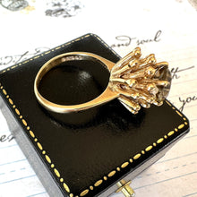 Cargar imagen en el visor de la galería, Vintage 9ct Gold Citrine Sea Anemone Ring. 1970's Yellow Green Citrine Solitaire Statement Ring. Designer Cocktail Ring Size N-1/2/ US 7