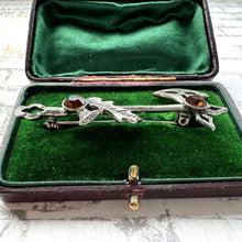 Cargar imagen en el visor de la galería, Vintage Scottish Silver Battle Axe & Thistle Brooch. Medieval Celtic Axe Kilt Pin. Sterling Silver Paste Cairngorm Figural Lapel Pin