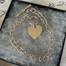 Cargar imagen en el visor de la galería, Vintage English Silver Love Heart Chain Bracelet. Sterling Silver Watch Chain Style Bracelet With Heart Charm & T-Bar. Cable Chain Bracelet