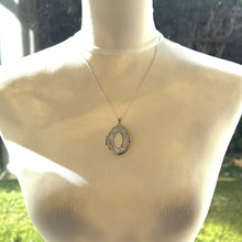 Charger l'image dans la galerie, Vintage English Silver Large Oval Engraved Locket Pendant Necklace. Art Nouveau Style Floral Sterling Silver Photo/Keepsake Locket On Chain