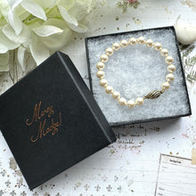 画像をギャラリービューアに読み込む, Vintage Classic White Pearl Bracelet With Gold Vermeil Clasp. Cultured Round 7mm Pearl Bracelet. 7-1/2" Single Strand Real Pearl Bracelet