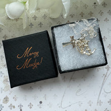 Charger l'image dans la galerie, Vintage Sterling Silver Faith Hope & Charity Charm Pendant. Christian Cross, Anchor and Heart Small Pendant With Optional Adjustable Chain