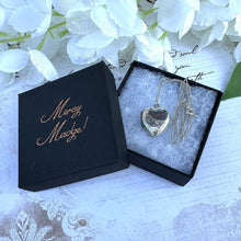Cargar imagen en el visor de la galería, Antique Edwardian Engraved Daisy Sterling Silver Heart Locket Necklace. English B&F Silver Medium Love Heart Locket Pendant On Curb Chain