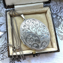 画像をギャラリービューアに読み込む, Vintage 1970s Sterling Silver Engraved Fern Locket Pendant On Chain. Slim Profile Large Oval Silver Locket Necklace, Henry Griffiths & Sons