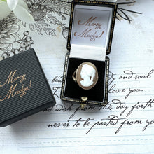 Lade das Bild in den Galerie-Viewer, Antique Victorian 9ct Gold Hera Cameo Ring. Italian Carved Shell Goddess Cameo Ring. Victorian Neoclassical Statement Ring Size N/ 6-3/4