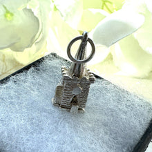 画像をギャラリービューアに読み込む, Vintage Sterling Silver English NUVO Church Charm Pendant - Opens to Reveal Wedding Ceremony. Small Pendant With Optional Adjustable Chain.
