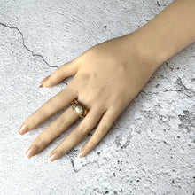 Lade das Bild in den Galerie-Viewer, Vintage 22ct Yellow Gold Mabe Pearl Etruscan Ring. Asian Handmade 22K Yellow Gold Special Occasion/Anniversary Ring, Size UK T-1/2/US 10