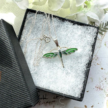 画像をギャラリービューアに読み込む, Vintage Plique A Jour Silver Dragonfly Pendant Necklace. Art Nouveau Style Sterling Silver Blue and Green Enamel Pendant & Chain.