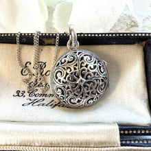画像をギャラリービューアに読み込む, Vintage Sterling Silver Round Vinaigrette Locket Pendant Necklace. Sterling Silver Open Work Puffy Keepsake/Memory Locket & Curb Chain