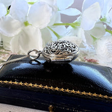 画像をギャラリービューアに読み込む, Vintage Sterling Silver Round Vinaigrette Locket Pendant Necklace. Sterling Silver Open Work Puffy Keepsake/Memory Locket & Curb Chain