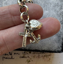 画像をギャラリービューアに読み込む, Antique Victorian Sterling Silver Bracelet With Anchor, Cross & Heart Triple Charm. Belcher Link Charm Bracelet With Swivel Hook Clasp.