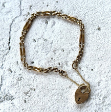 画像をギャラリービューアに読み込む, Vintage Art Deco 18ct Rolled Gold Gate Bracelet With Heart Padlock Clasp. 1930s English Fancy Link Bar & Chain Sweetheart Bracelet