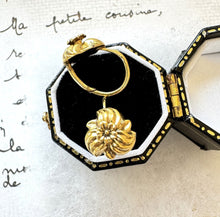 画像をギャラリービューアに読み込む, Antique Victorian 9ct Gold Dormeuse Rose Earrings. Short Drop Dainty Puffy Repousse Flower Earrings. Victorian Gold Sleeper Earrings
