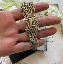 画像をギャラリービューアに読み込む, Vintage English Silver Wide 7-Bar Gate Bracelet With Heart Padlock Clasp, Hallmarked 1975. Fancy Fan Shaped Link Articulated Silver Bracelet
