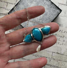 画像をギャラリービューアに読み込む, Antique Art Nouveau Sterling Silver & Enamel Pendant Necklace. Edwardian Silver and Blue Enamel Stylised Creature Pendant On Chain.