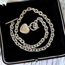 画像をギャラリービューアに読み込む, Vintage Heavy Sterling Silver Heart T-Bar Toggle Necklace. 16"/41cm Oval Chunky Link Chain T-Bar, Ring & Charm Necklace, British Hallmarks