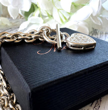 画像をギャラリービューアに読み込む, Vintage Heavy Sterling Silver Heart T-Bar Toggle Necklace. 16"/41cm Oval Chunky Link Chain T-Bar, Ring & Charm Necklace, British Hallmarks