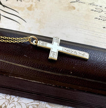 画像をギャラリービューアに読み込む, Antique Victorian English 9ct Gold & Silver Engraved Cross Pendant Necklace. Medium/Small Gold Cross With Chain. Christian Cross Necklace