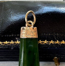 画像をギャラリービューアに読み込む, Antique Edwardian 9ct Gold & Jade Torpedo Fob Pendant. 9ct Rose Gold Carved Jade Long Slender Antique Amulet Pendant