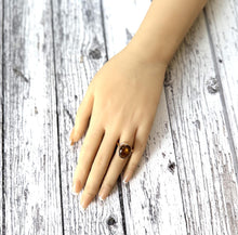 画像をギャラリービューアに読み込む, Antique Victorian 9ct Gold Cairngorm Citrine Ring. Large 8.00ct Scottish Citrine Ring. Oval Golden Citrine Solitaire Ring, Size L-1/2 / 6