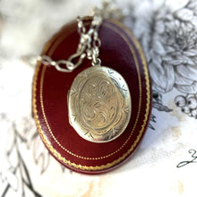 Lade das Bild in den Galerie-Viewer, Antique Victorian Engraved Fern Silver Locket Pendant Necklace. Medium/Large Aesthetic Engraved Sterling Silver Locket & Cable Chain